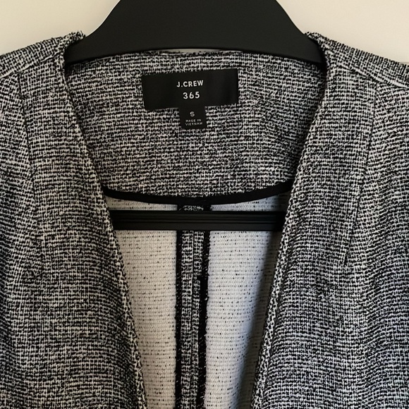 J Crew 365 Boucle Blazer - Picture 3 of 8